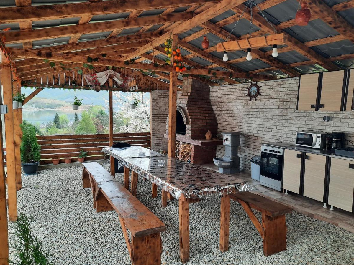 فيلا Casa Claudiu Ieşelniţa المظهر الخارجي الصورة